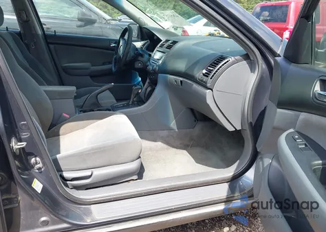 2007 Honda Accord 3.0 Se z USA, uszkodzony, nr VIN 1HGCM66467A046193